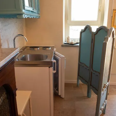 Ai Leoni Ruggenti - Dei Tesori Antichi In Monferrato