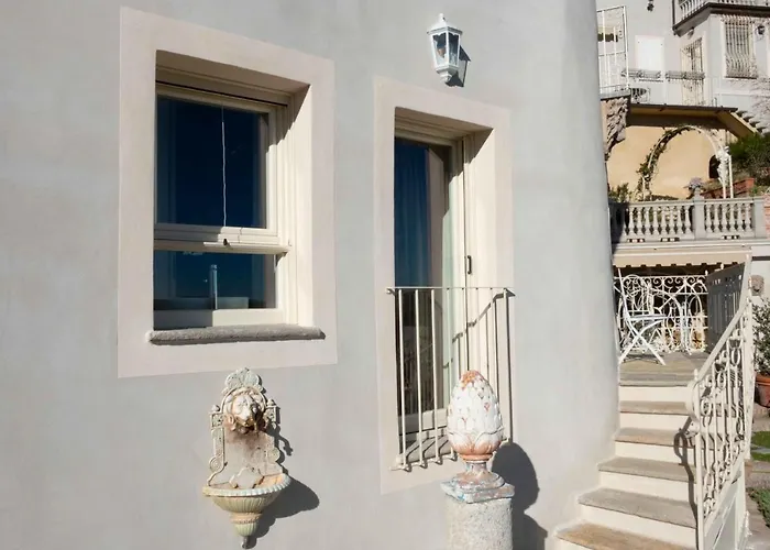 Ai Leoni Ruggenti - Dei Tesori Antichi In Monferrato