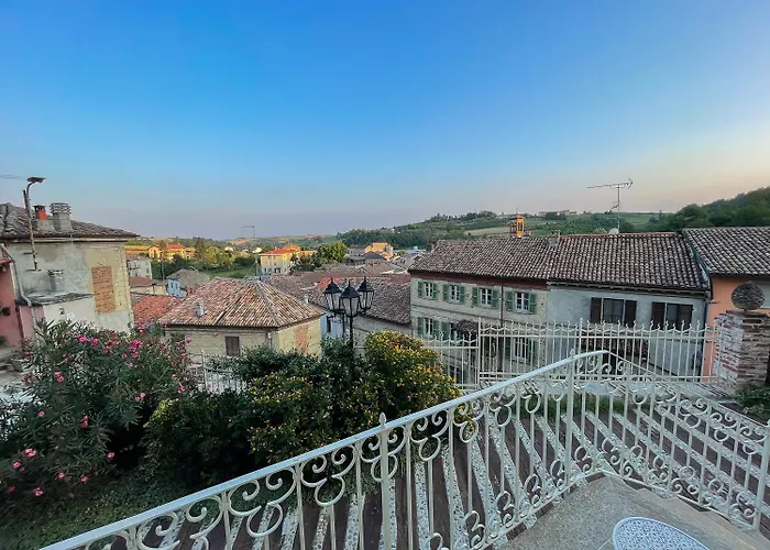 Ai Leoni Ruggenti - Dei Tesori Antichi In Monferrato * Ottiglio